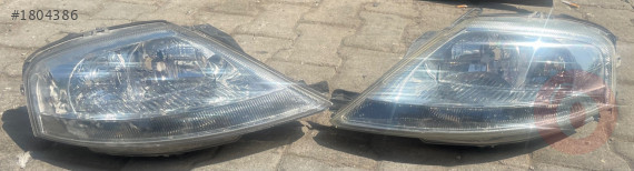 Citroen c3 sağ sol far orjinal çıkma