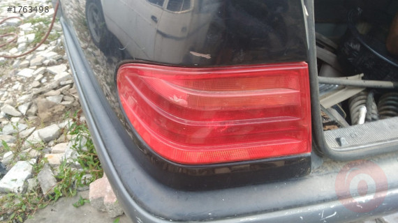 mercedes e220 çıkma sol arka stop