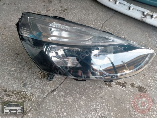 Clio 4 Sağ Ön Far Çıkma