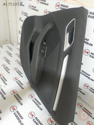AUDİ A3 SPORTBACK SAĞ ARKA KAPI DÖŞEMESİ 8V4867306