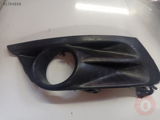 Renault Fluence sağ sis kapağı orj çıkma