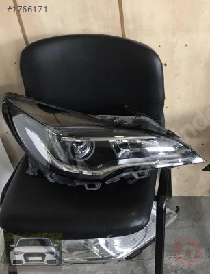 ASTRA K SAĞ ÖN FAR