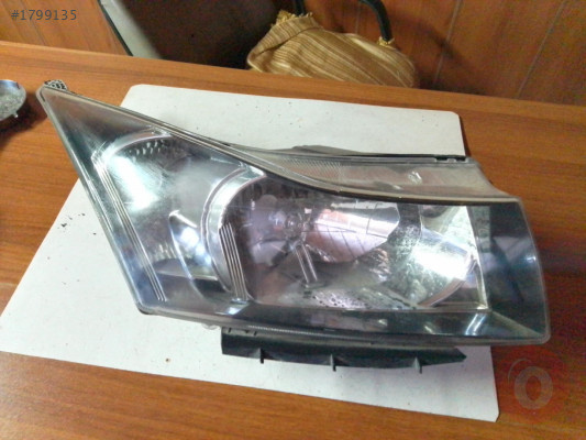 Cruze Sağ Ön Far