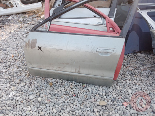 Mitsubishi Galant sol ön kapi
