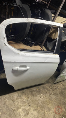 OPEL CORSA E SAĞ ARKA KAPI DOLU CANCAN OPEL