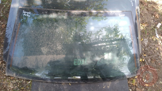 1994 model ford scorpio çıkma arka cam