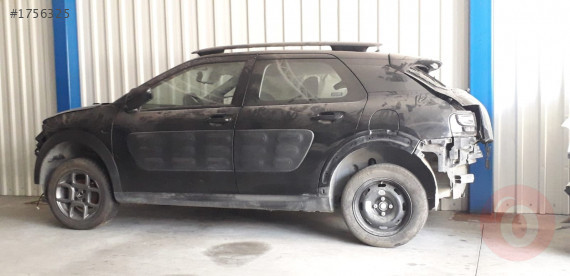 CİTROEN  C4  CACTUS   ÇIKMA  ARKA  DİNGİL