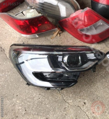 MEGANE 4 SAĞ FAR