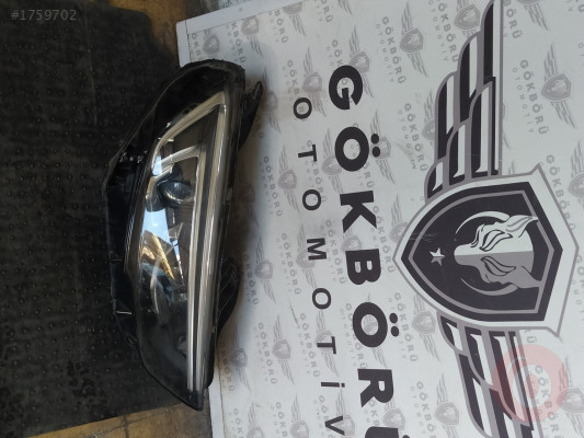 Opel Insignia sağ ön far
