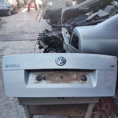 Volkswagen Bora Bagaj Kapağı-Kapısı Çıkma Orjinal Hatasız