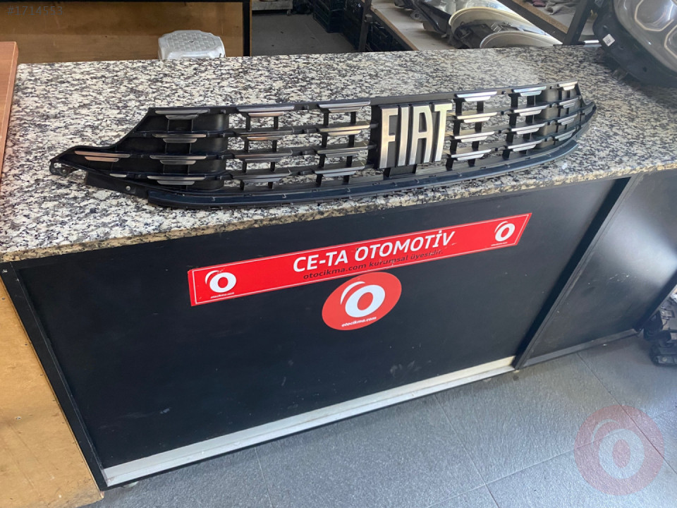 2021 FİAT EGEA ÖN PANJUR NİKELAJLI ÇIKMA ORJİNAL Çıkma Yedek Parça