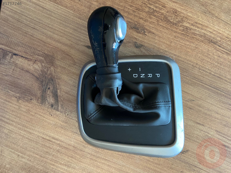 Fiat / Egea / FİAT EGEA OTOMATİK ORJİNAL VİTES KÖRÜĞÜ VE TOPUZU