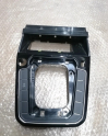 3G1864263 ORTA KONSOL VİTES ÇERÇEVESİ