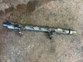 1.6 CAY MOTOR YAKIT RAİL BORUSU 03L089H ORJİNAL ÇIKMA PARÇA