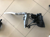 MERCEDES W213 ÖN PANEL ÜST AYAK A2136206300