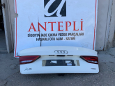 AUDİ A3 SEDAN HATASIZ SÖKME ARKA BAĞAJ KAPISI ÇIKMA
