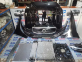 VOLVO XC60 ÖN TAMPON DOLU SET ÇIKMA ORJİNAL 2018-2022