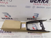 Oto Çıkma Parça / Mekanik / Orta Konsol / Audi / A6 / Çıkma Parça 