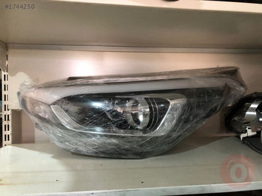 HYUNDAİ İ20 LEDLİ SOL FAR