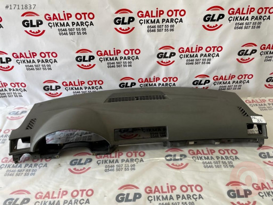 Audi A4 B6 Torpido Orjinal Çıkma
