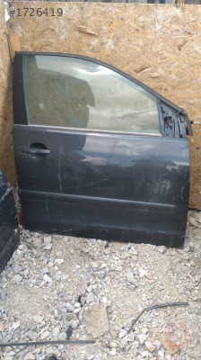 Volkswagen polo çıkma sağ ön kapı