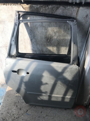 Çıkma orjınal C max sağ arka kapı