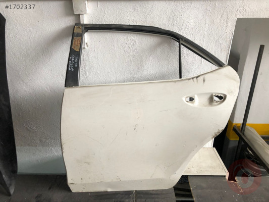 TOYOTA COROLLA SOL ARKA KAPI