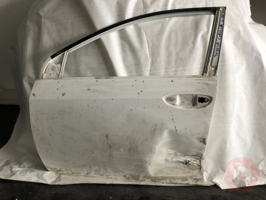 TOYOTA COROLLA SOL ÖN KAPI