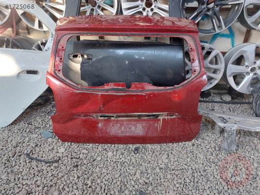 Dacia daster çıkma arka bagaj kapagı