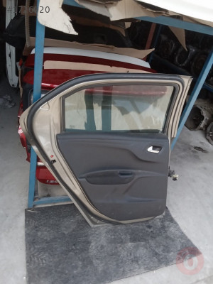 citroen c-elysee 2014 sol arka  kapı döşemesi (son fiyat)