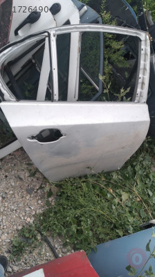 Bmw 520 e60 kasa çıkma sağ arka kapı