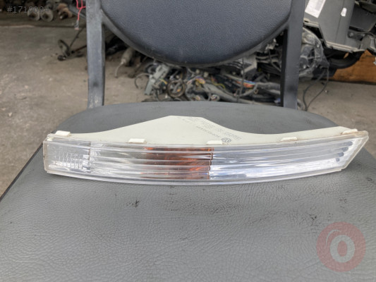 VW PASSAT SOL SİNYAL LAMBASI