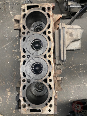 Peugeot 407 2.0 yarın motor
