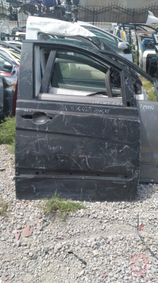 Mercedes viano çıkma sağ ön kapı