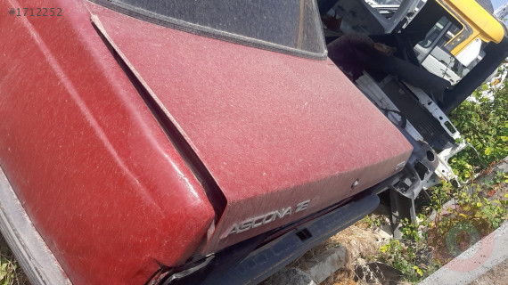 opel ascona çıkma bagaj kapağı
