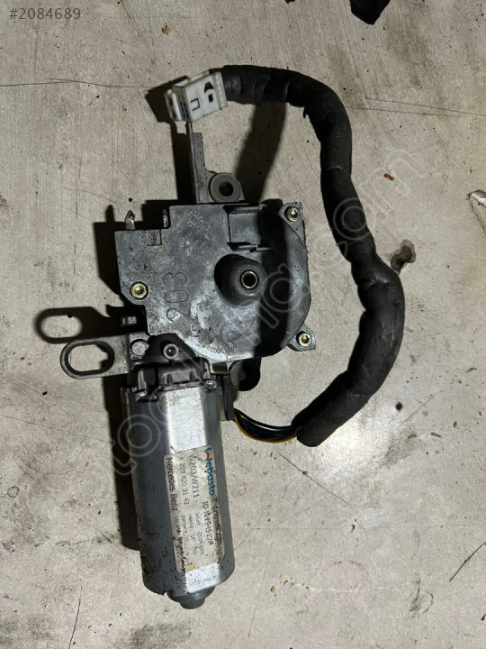 MERCEDES W203 SUNROOF MOTORU ÇIKMA ORJİNAL 2038203142 Çıkma Yedek Parça