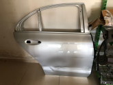 MERCEDES W213 SAĞ ARKA KAPI