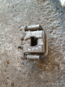 10 0 98 3528 Nissan Qashqai sağ arka fren merkezi
