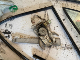 Oto Çıkma Parça / Mekanik / Kapı Döşemesi / Mazda / 323 / Çıkma Parça 