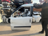 Fiat Doblo geniş aile sol ön kapı
