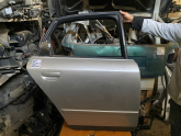 Oto Çıkma Parça / Mekanik / Kapı Döşemesi / Audi / A4 / Çıkma Parça 