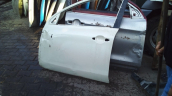 nissan micra sol ön kapı
