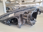 Oto Çıkma Parça / Elektrik / Far / Porsche / Cayenne / Çıkma Parça 