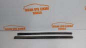 Clio 2 sağ ön kapı iç dış cam sıyırıcı orijinal