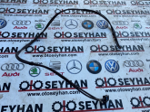 4E0973702 audi A3 2015 silecek suyu birleştirici