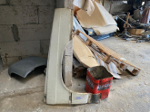 RENAULT 9 SAĞ ÖN ÇAMURLUK ORJİNAL ÇIKMA