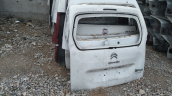 Citröen berlingo çıkma bagaj kapağı az hasarlı