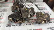 Çıkma Toyota Avensis T25 kasa Kapı Kilidi