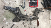 Mazda 626 motor traversi