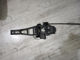 Ford focus 3 sol ön kapı braketi
